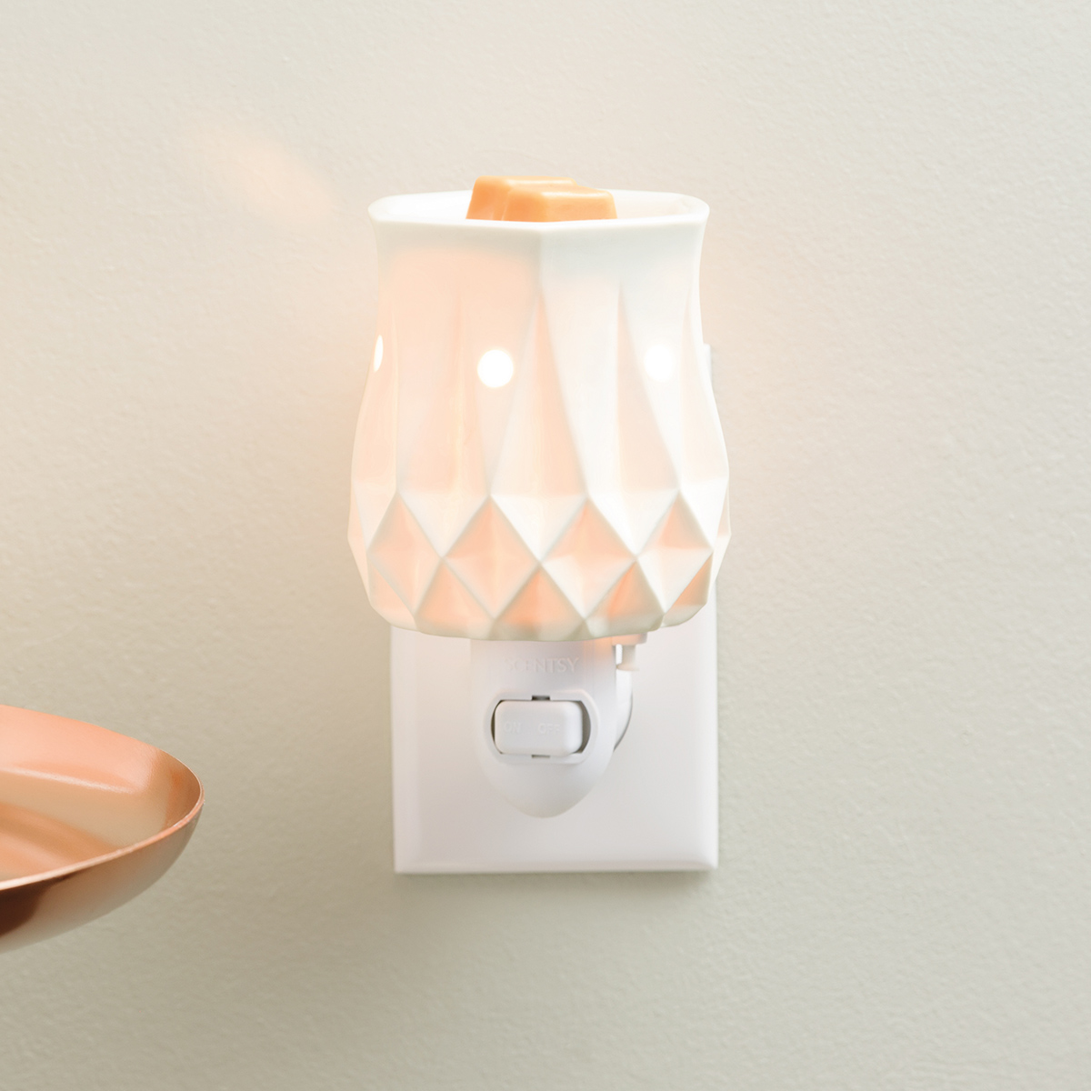 Alabaster Scentsy Mini Warmer - The Safest Candles